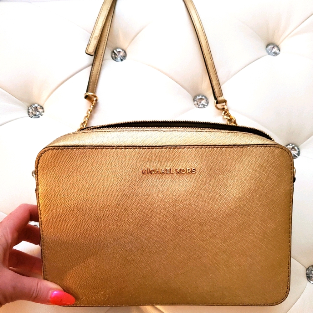 Gold Michael Kors Crossbody Purse
